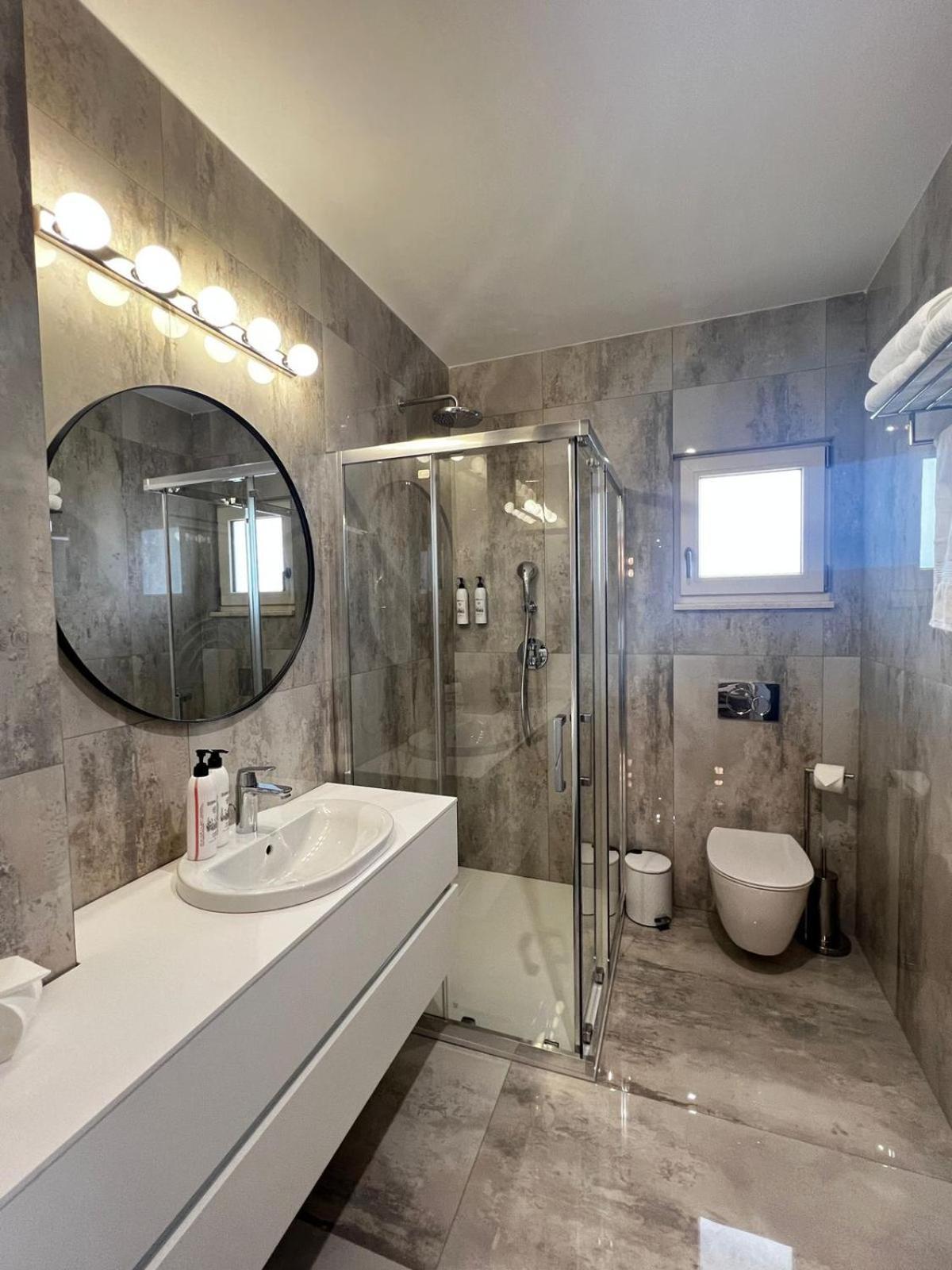 Boutique Hotel Bals Екстериор снимка